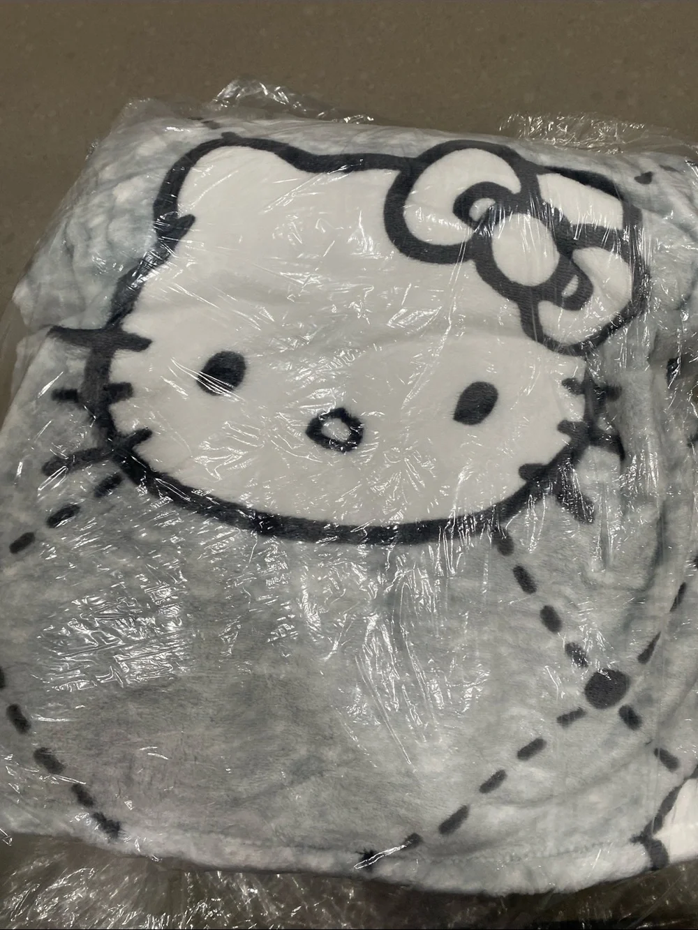 new hello kitty grey white black blanket throw 60 x 70
